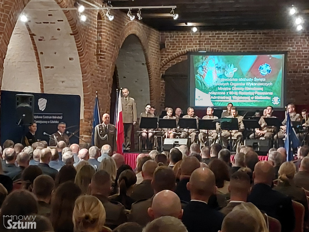80-lecie Administracji Wojskowej i Święto Terenowych Organów Wykonawczych MON w murach zamku