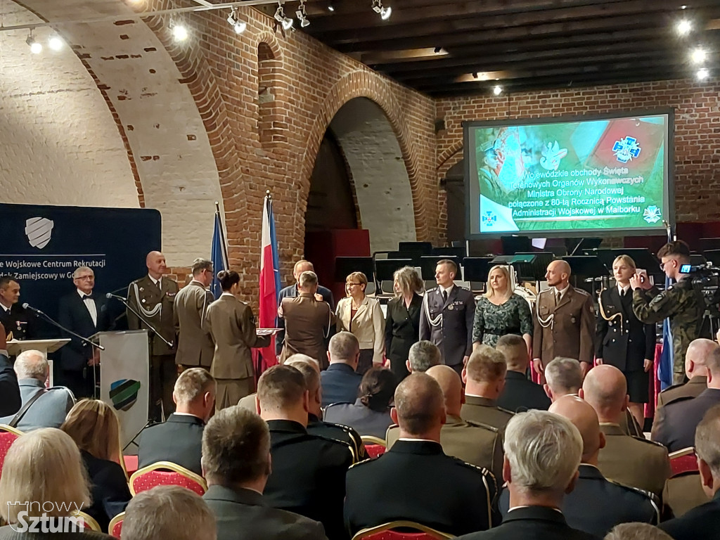 80-lecie Administracji Wojskowej i Święto Terenowych Organów Wykonawczych MON w murach zamku
