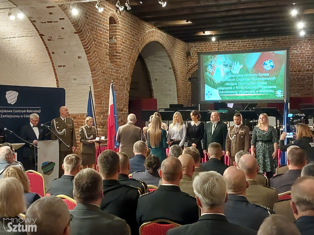 80-lecie Administracji Wojskowej i Święto Terenowych Organów Wykonawczych MON w murach zamku