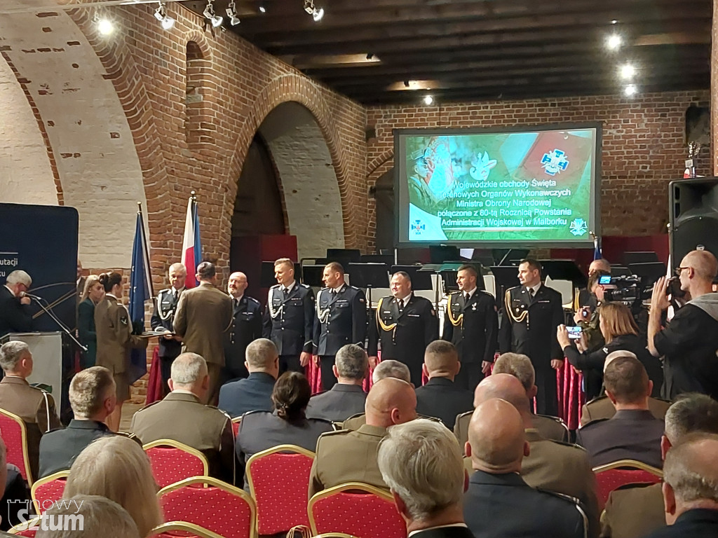 80-lecie Administracji Wojskowej i Święto Terenowych Organów Wykonawczych MON w murach zamku