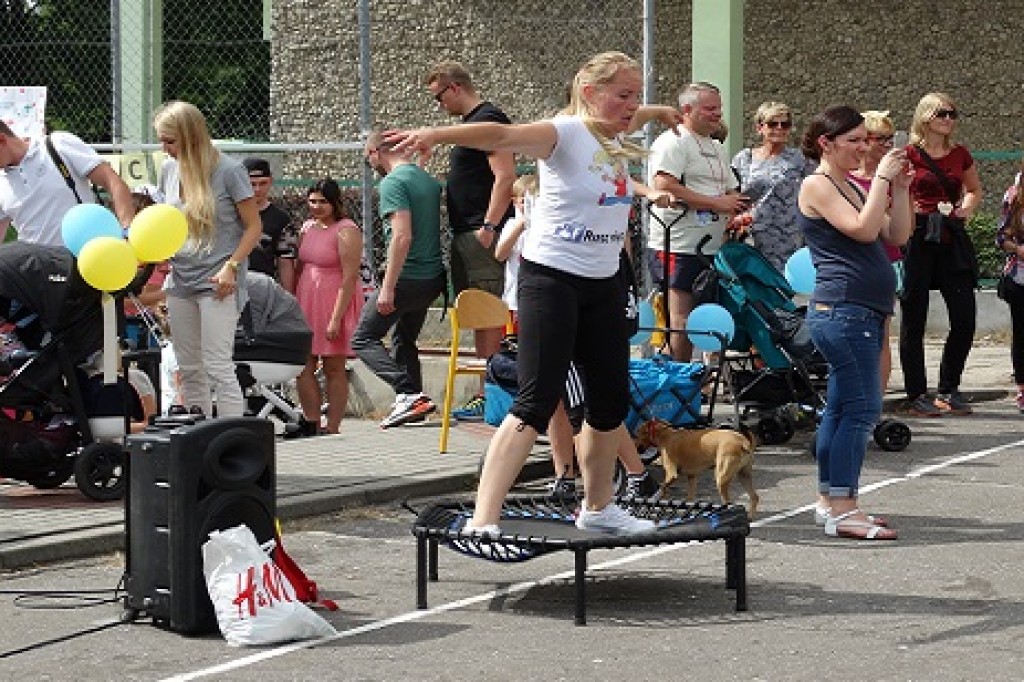 Mieszkańcy niosą pomoc