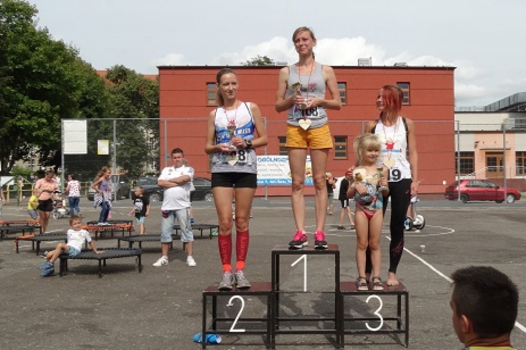 Mieszkańcy niosą pomoc