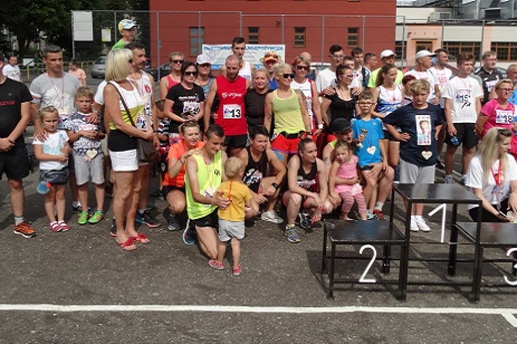 Mieszkańcy niosą pomoc