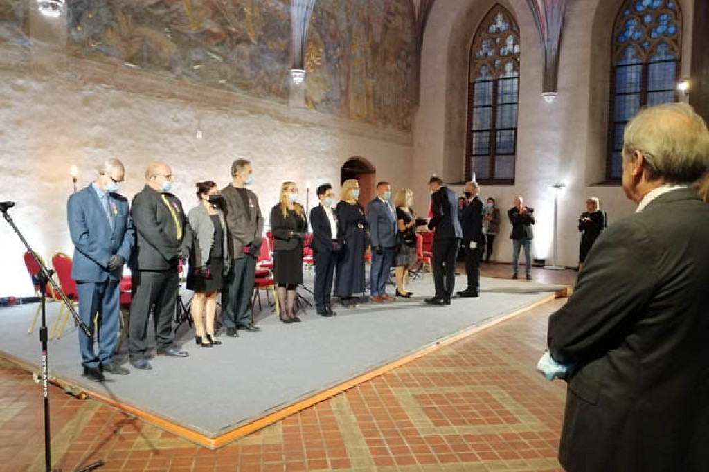 60-lecie Muzeum Zamkowego w Malborku





Uroczystość jubileuszowa z udziałem przedstawicieli władz państwowych i samorządowych, Dyrektorów Muzeów Państwowych, wielkim mistrzem oraz orkiestrą kameralną Polskiego Radia pod dyrekcją Agnieszki Duczmal.