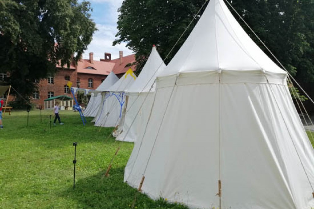 XII Turniej Rycerski za nami






Mieszkańcy oraz turyści znów mogli bliżej poznać zwyczaje, oraz walki rycerskie.

08.08.2021







 
 
 
 
 
 
 
 
 
 
 
 
 
 
 
 
 
 
 
 
 
 
 





   
    
        NASTĘ