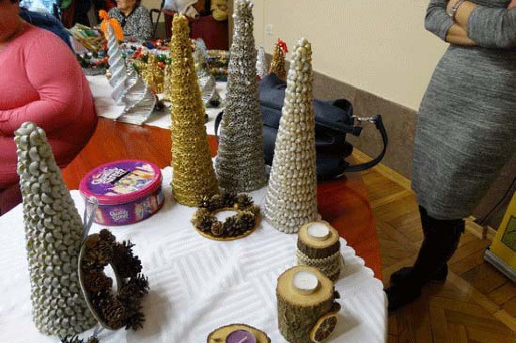 Kiermasz świąteczny.