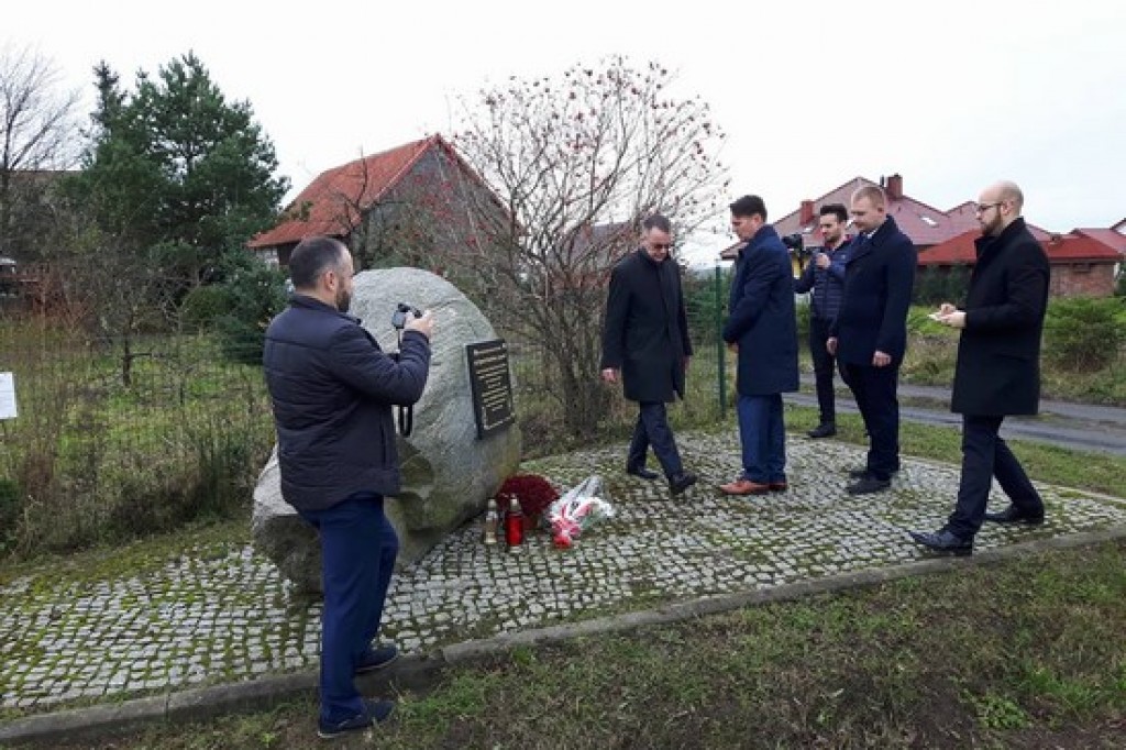 Ujawniamy manipulację!