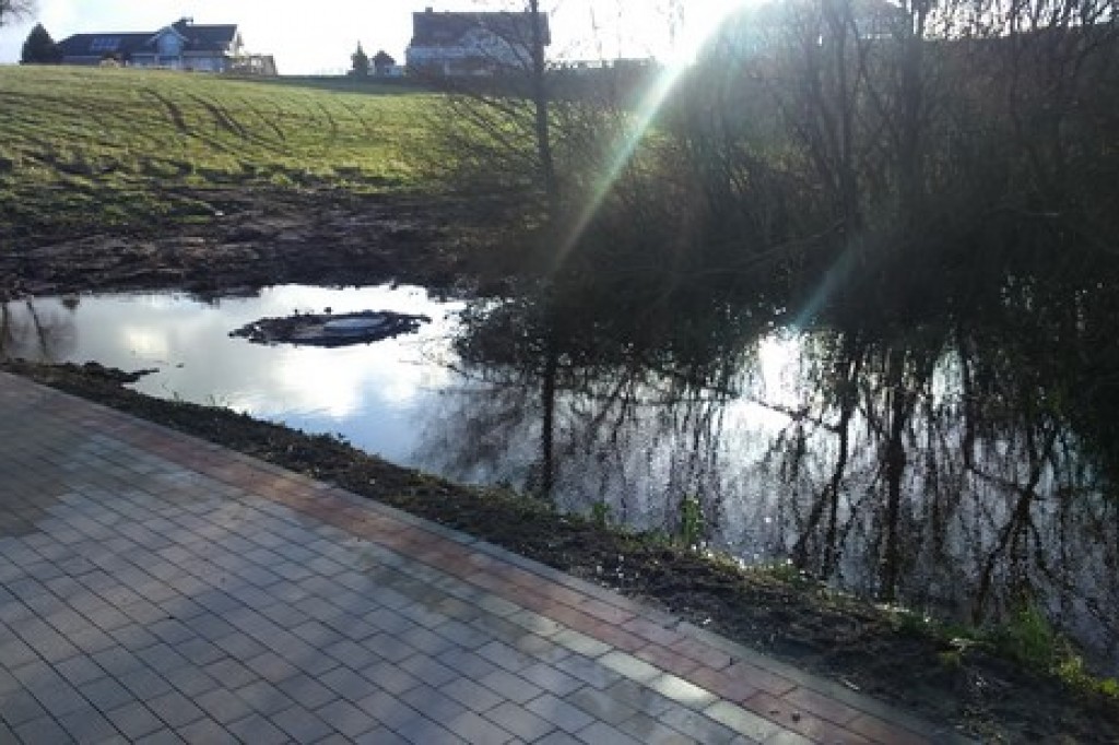 Kolejne problemy z nowym bulwarem.