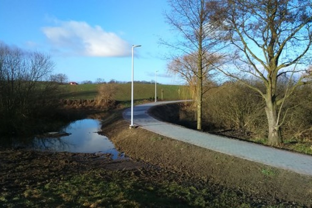 Kolejne problemy z nowym bulwarem.