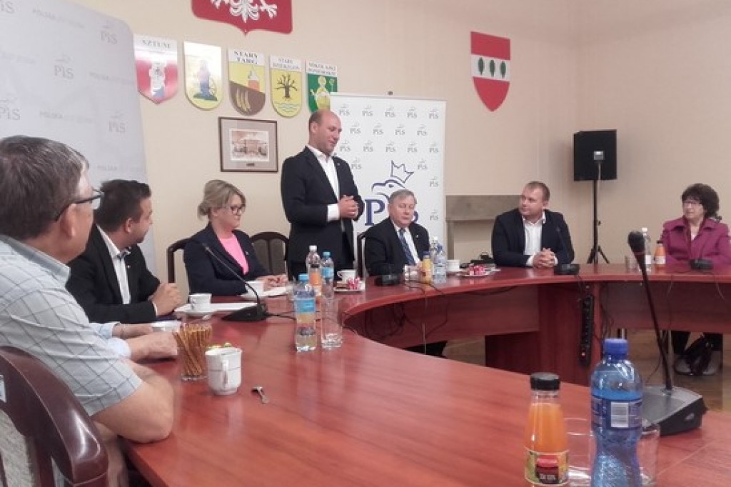 Wiceminister spotkał się z mieszkańcami Sztumu