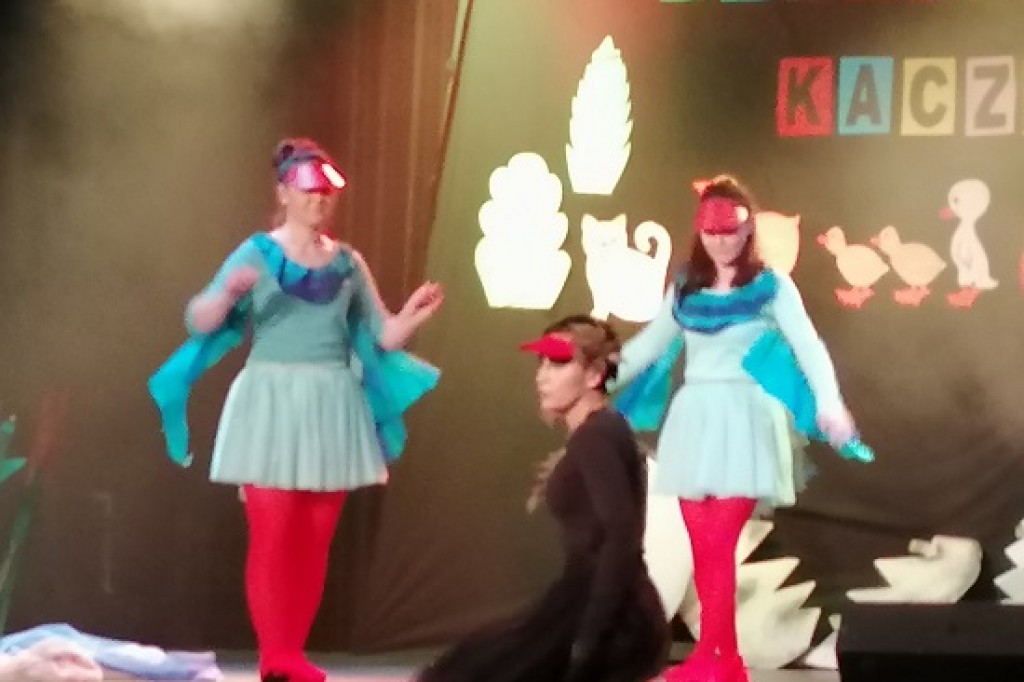 Brzydkie kaczątko na scenie sztumskiego Kino-Teatru