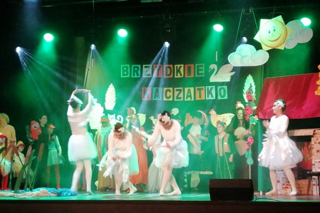 Brzydkie kaczątko na scenie sztumskiego Kino-Teatru