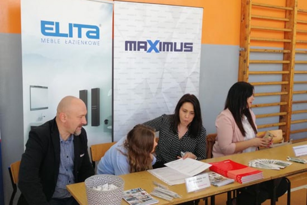 V Powiatowe Targi Edukacji i Pracy