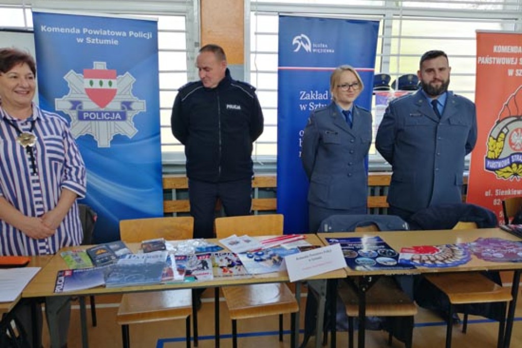 V Powiatowe Targi Edukacji i Pracy