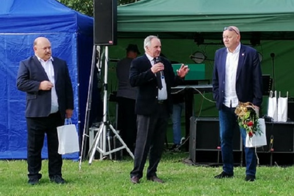 Festyn i otwarcie drogi