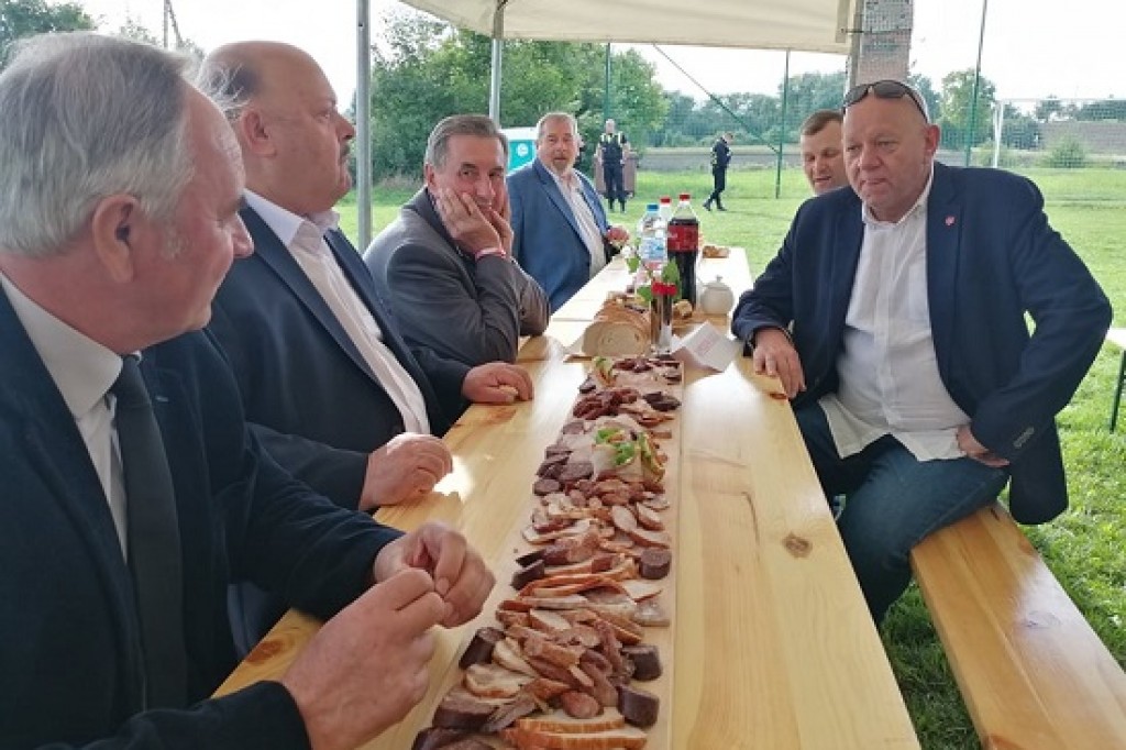 Festyn i otwarcie drogi