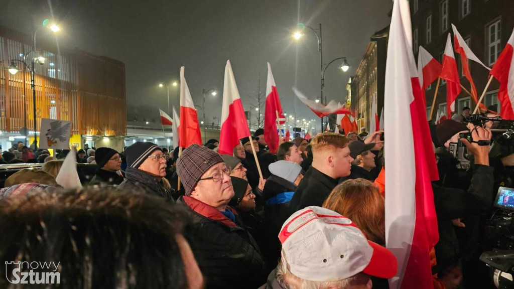 Protest przeciw bezprawnym działaniom rządu KO