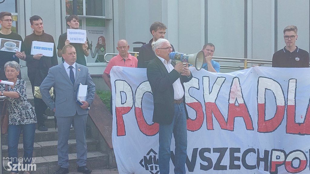 Sztum: Protest przeciwko utworzeniu Centrum Wsparcia Imigrantów