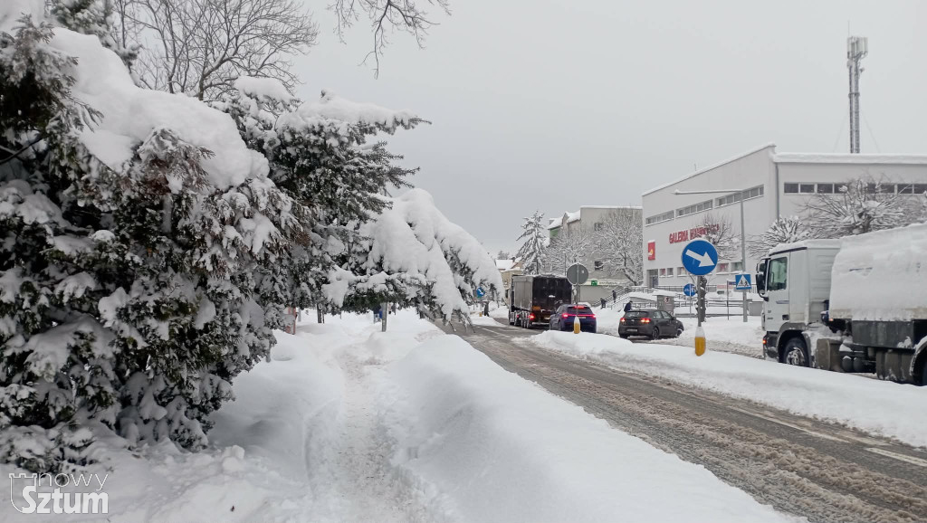 Sztum. Chodniki niebezpieczne dla pieszych. Mieszkańcy są rozżaleni