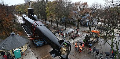 Gdynia/ ORP Sokół dotarł do Muzeum Marynarki Wojennej (-4643