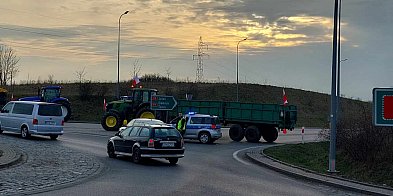 Kwidzyn. Rolnicy zablokowali dojazd do mostu na Wiśle i-6333