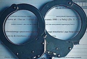 POLICYJNY DOZÓR WOBEC 44-LATKA PODEJRZANEGO O ZNĘCANIE SIĘ NAD ŻONĄ-11313