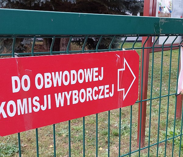Polacy masowo ruszyli do urn. Padł historyczny rekord-11420