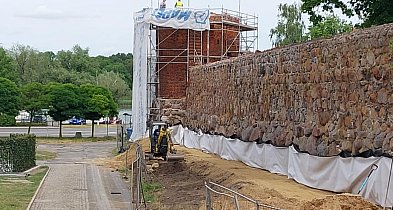 Sztum. Zamek się zmienia – trwa rewitalizacja zachodniego muru i baszty więziennej-12023