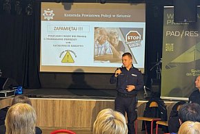 POLICJANCI ROZMAWIALI Z SENIORAMI O ICH BEZPIECZEŃSTWIE