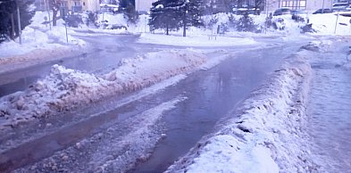 Sztum. Rondo pod Dębami zalane. Awaria wodociągu!