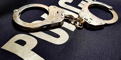 DWIE OSOBY ZATRZYMANE Z NARKOTYKAMI PRZEZ SZTUMSKICH POLICJANTÓW