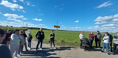 Sztum. Mieszkańcy Koniecwałdu mówią stanowcze NIE dla odpadów pod swoimi oknami-12828
