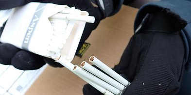Gdynia/ KAS wykryła warty 19 mln zł przemyt papierosów -12392