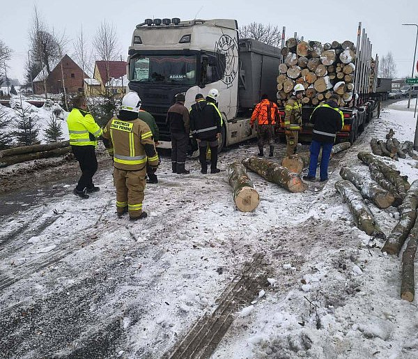 Wypadek na DW 519 w miejscowości Folwark