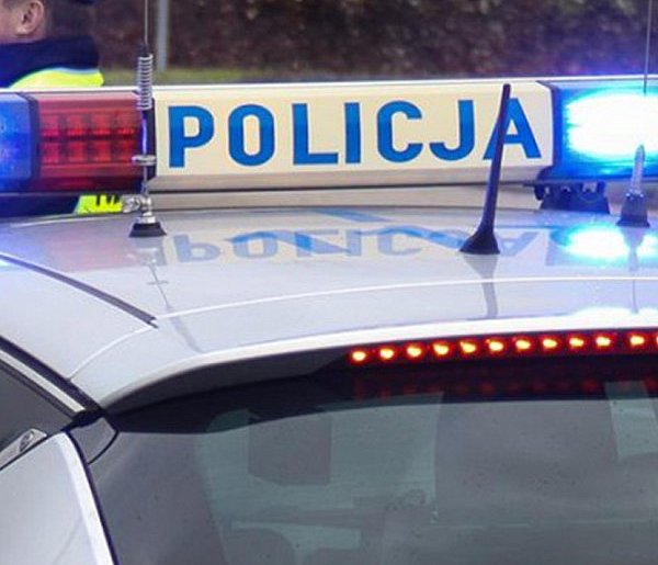 DZIELNICOWY Z DZIERZGONIA ZATRZYMAŁ MĘŻCZYZNĘ Z NARKOTYKAMI