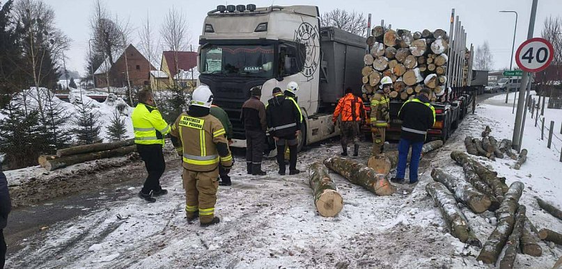 Wypadek na DW 519 w miejscowości Folwark