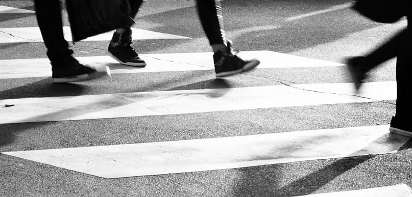 Bezpieczniej na przejściach. Przepisy zadziałały, ale to nie koniec walki o życie