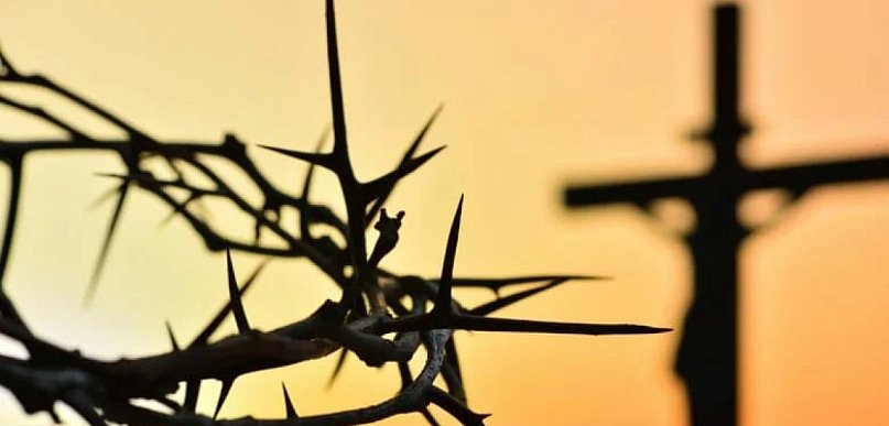 Wielki Piątek W Kościele katolickim dzień żałoby, ciszy upamiętniający mękę