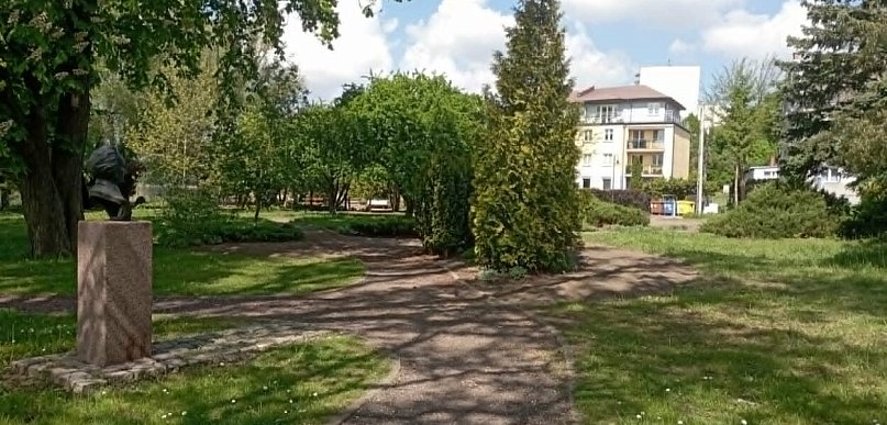 Sztum. Dobiega końca rewitalizacja skweru „Pod Dębami”