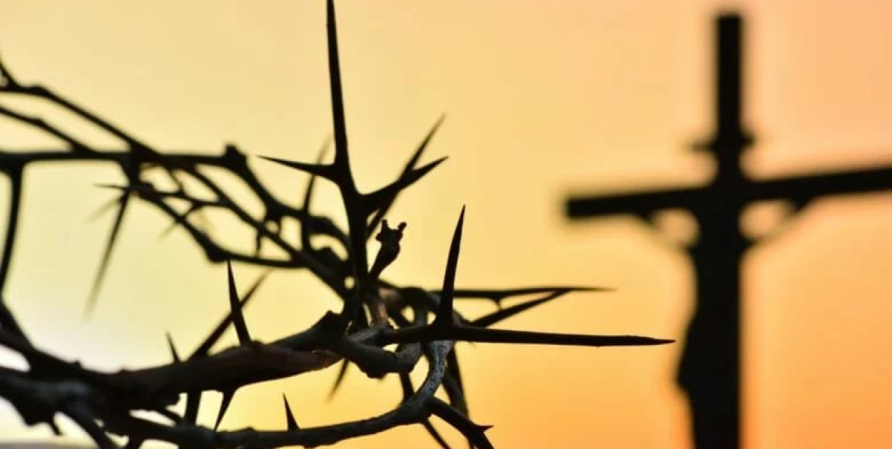 Wielki Piątek W Kościele katolickim dzień żałoby, ciszy upamiętniający mękę